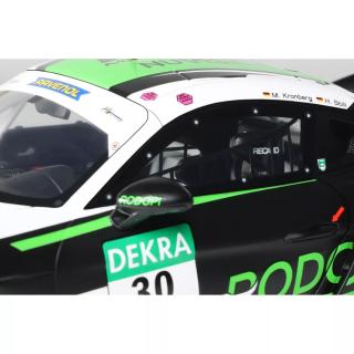Porsche Cayman 718 GT4 RS Clubsport ADAC GT4 2023 Max Kronberg / Hendrik StillOttO mobile 1:18 Resinemodell (Türen, Motorhaube... nicht zu öffnen!)